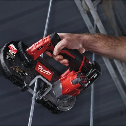 Milwaukee M12 BS - Serra de fita subcompacta M12