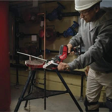 Milwaukee M12 CHZ - Serra de sabre subcompacta M12 FUEL HACKZALL
