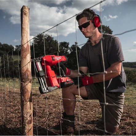 Milwaukee M18 FFUS - Grampeador de vedações M18 FUEL