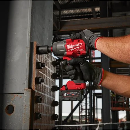 Milwaukee M18 FHIW2F12 - Chave de impacto de alto torque M18 FUEL ½″ com anel