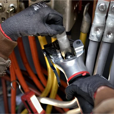 Milwaukee M18 HDCT - Cravadora de punção M18 One-Key Force Logic