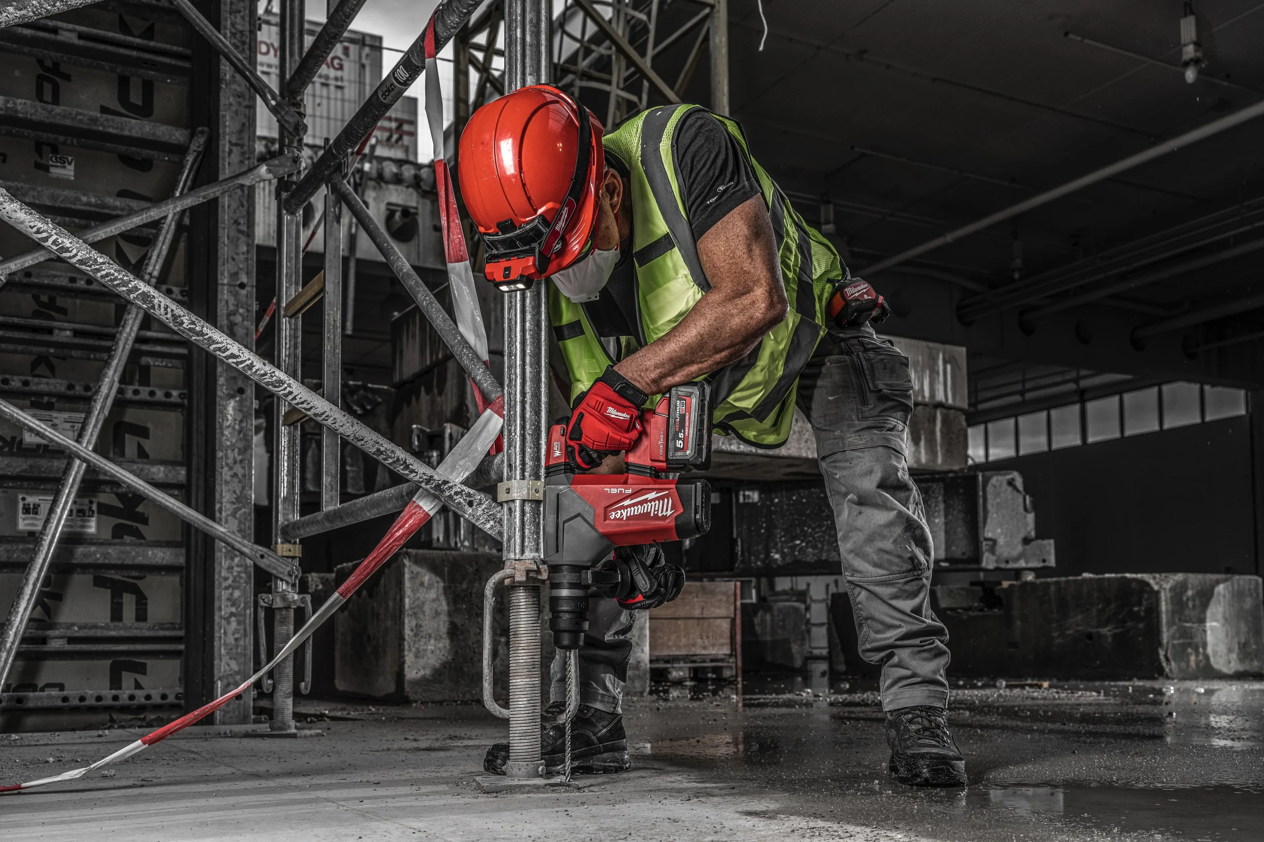 Milwaukee M18 ONEFHX - Martelo combinado SDS-Plus M18 FUEL Fixtec ONE-KEY 26 mm