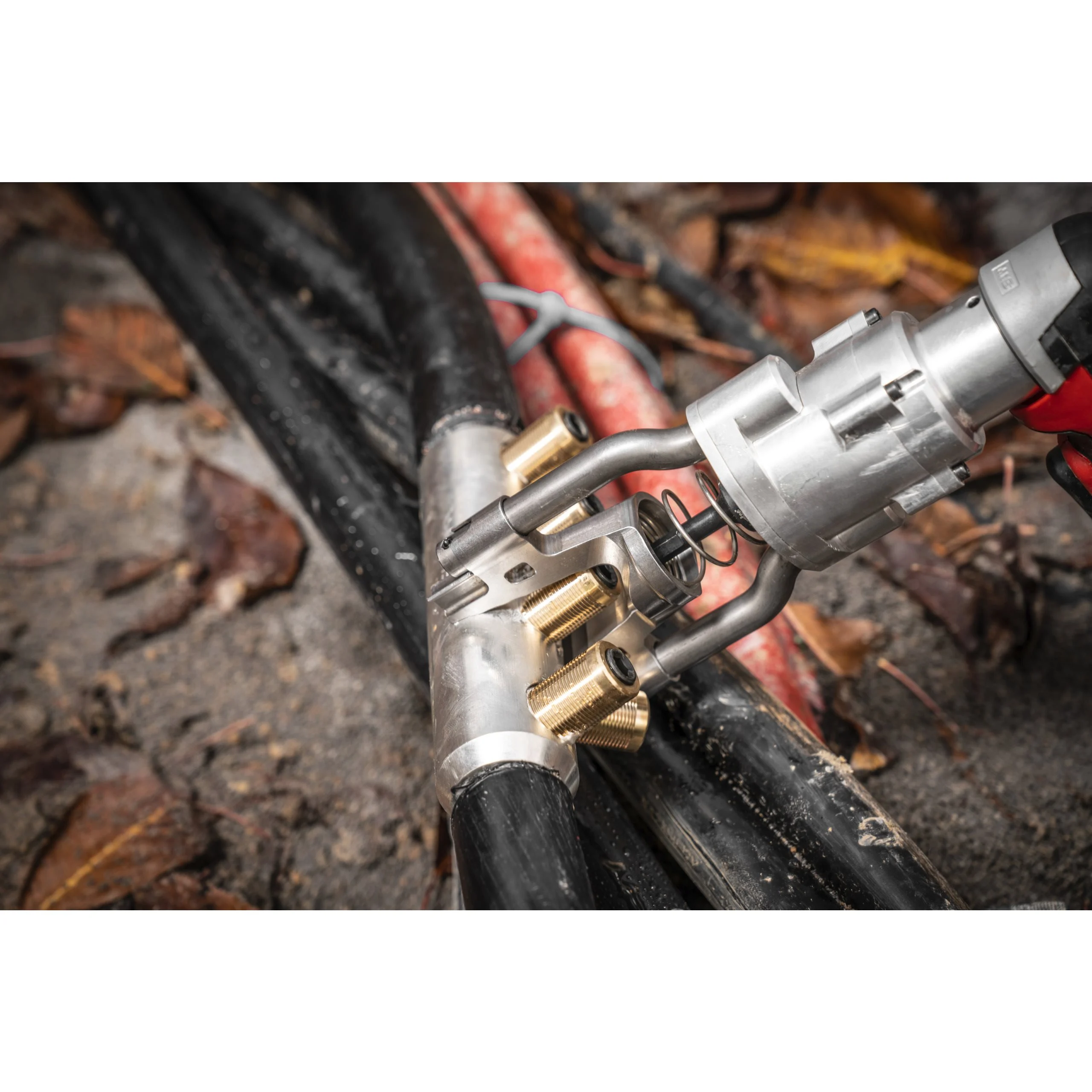 Milwaukee M18 BSBT - Cravadora para conetores de segurança M18