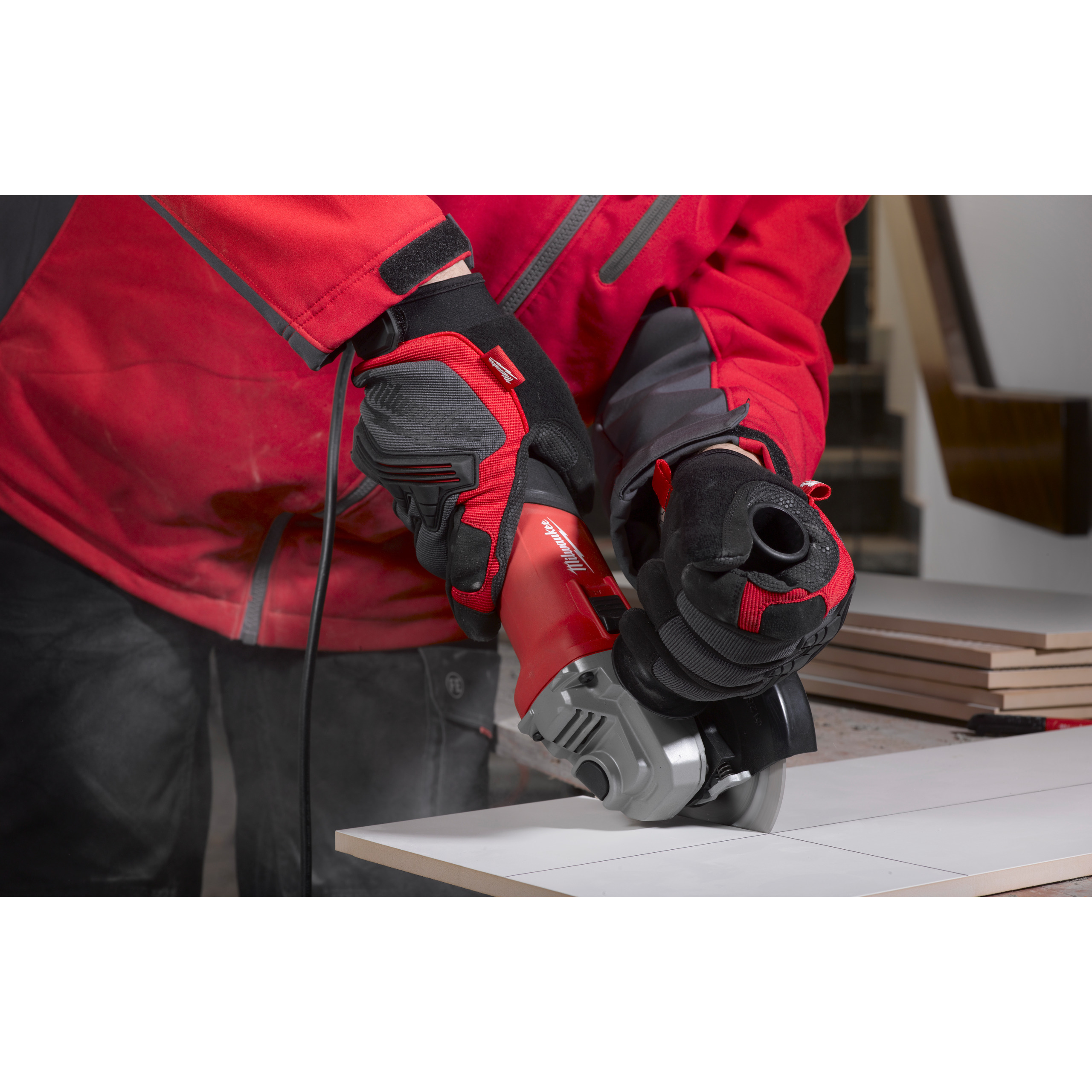 Milwaukee AG 800-125 EK - Rebarbadora de acabamentos 800W 125mm - 4933451213