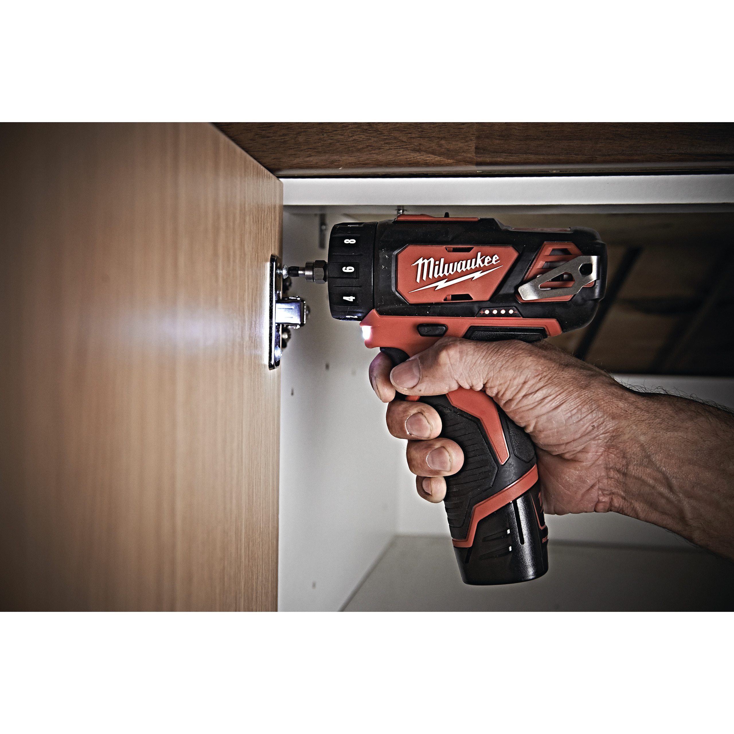 Milwaukee M12 BDDXKIT-202C - Berbequim aparafusador subcompacto M12 com bucha destacável - 4933447836