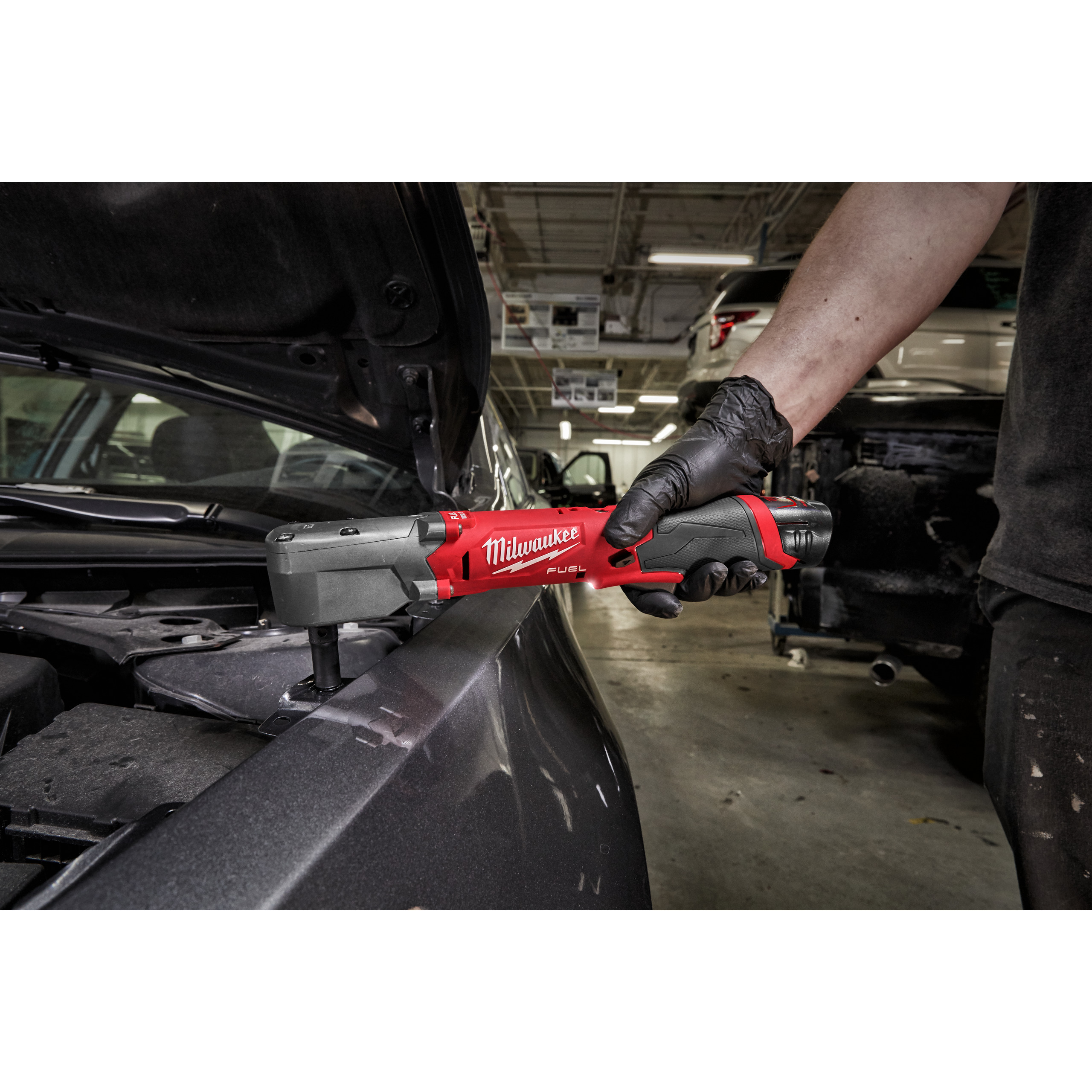 Milwaukee M12 FRAIWF12-0 - Chave de impacto angular subcompacta M12 FUEL ½″ com anel - 4933471699