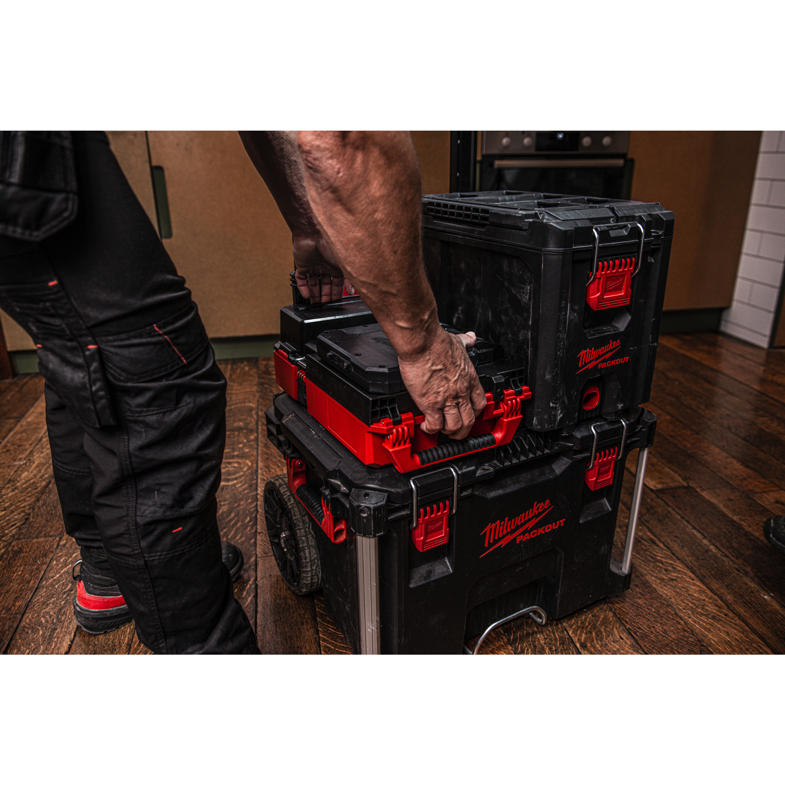 Milwaukee M12 POSIC-0 - Câmara de inspeção de canalizações M12 PACKOUT com ecrã de 7″ - 4933498371