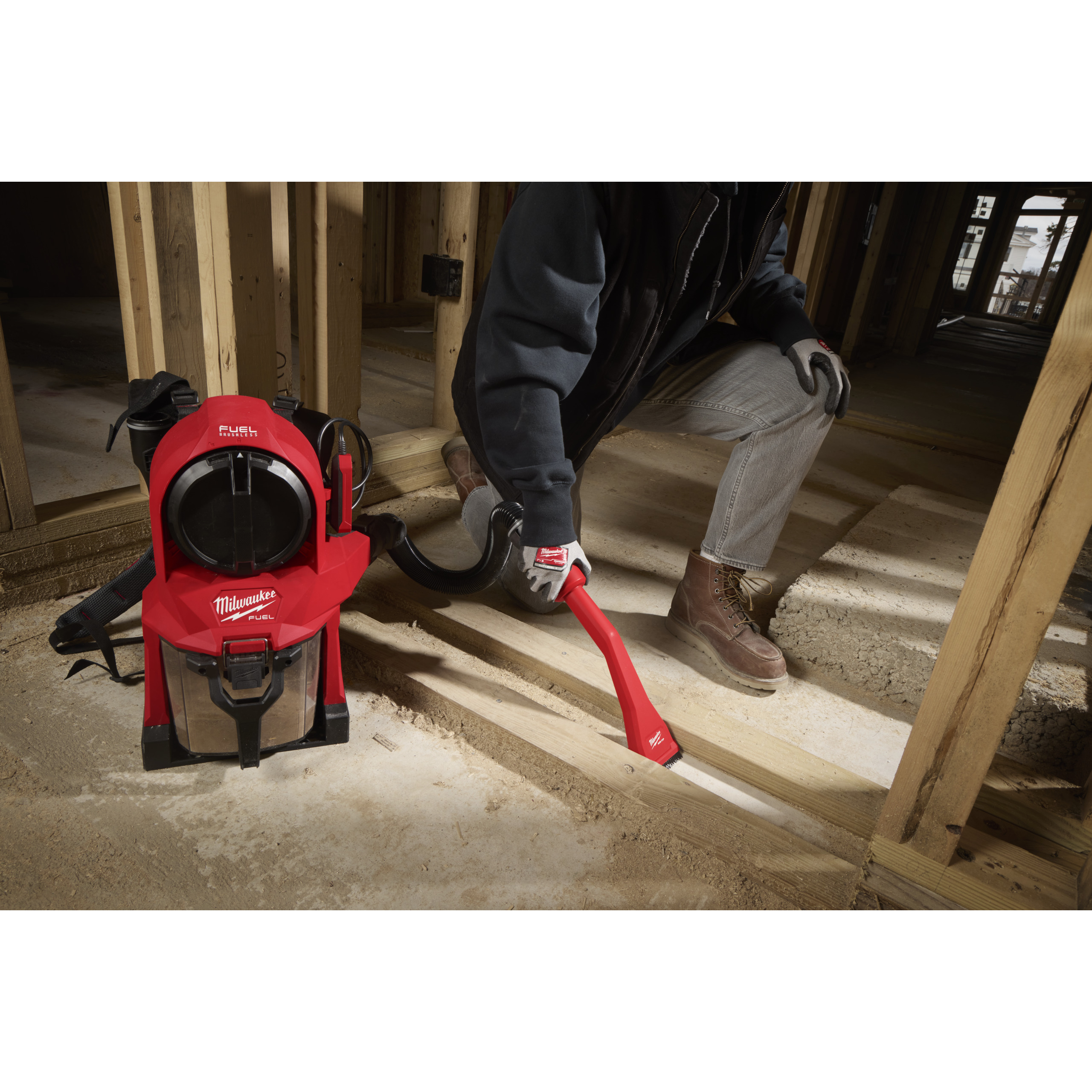 Milwaukee M18 FBPV2-0 - Aspirador de mochila M18 FUEL classe L - 4933500039